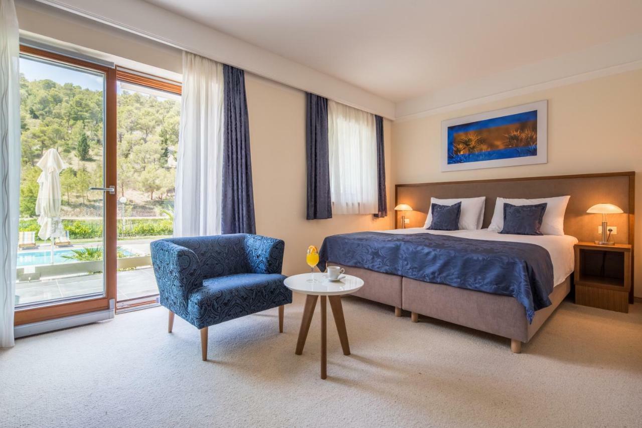 Hotel Bonaca سكرادين المظهر الخارجي الصورة